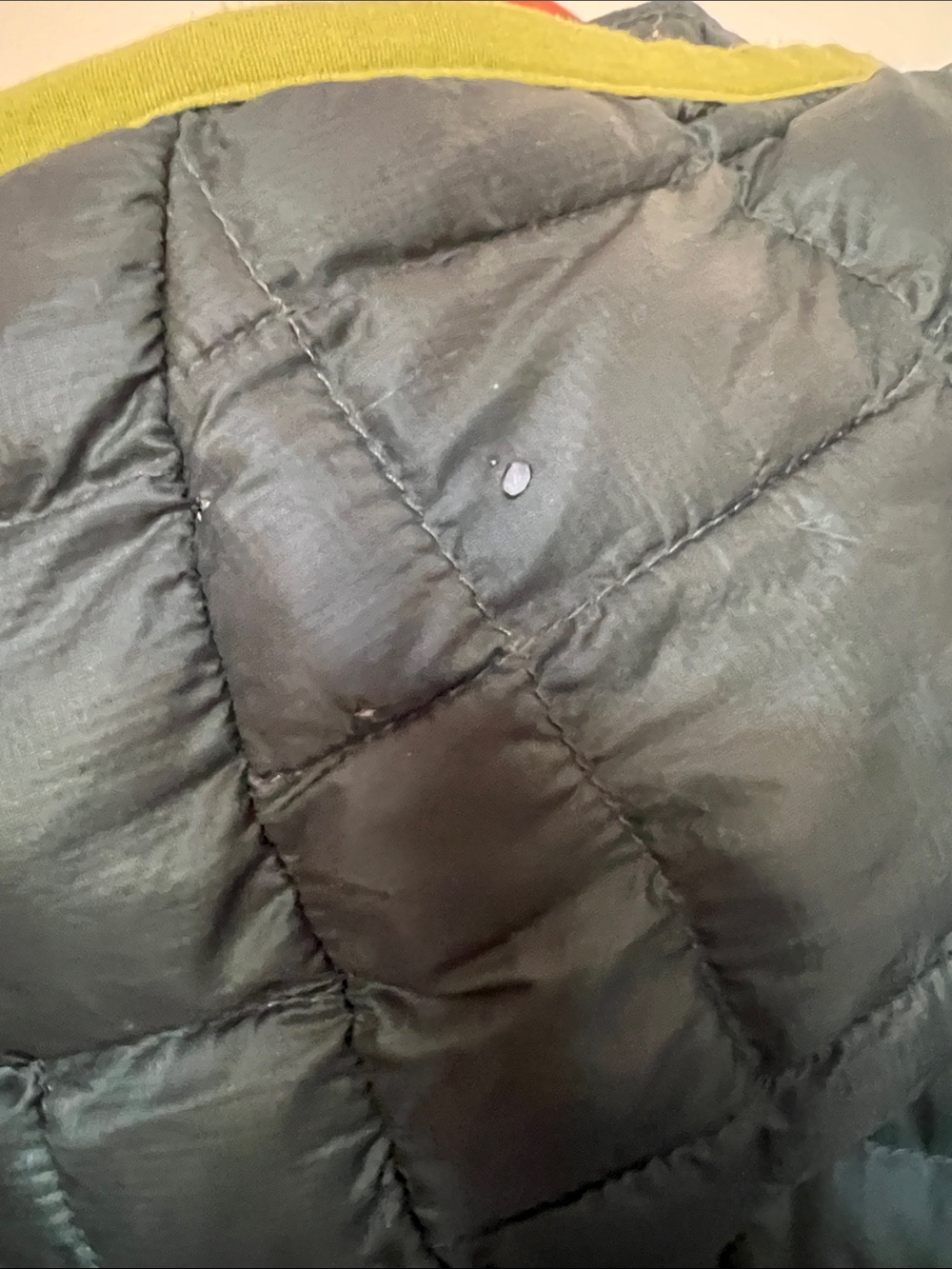 Marmot Dark Green Puffer Jacket with Lime Trim - Picture 6 of 9